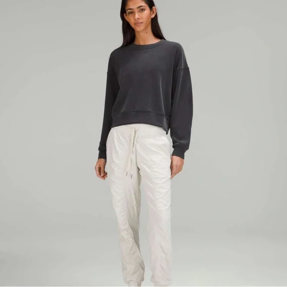 Lululemon  Softstreme Perfectly Oversized Cropped Crew
Black - Picture 2 of 4